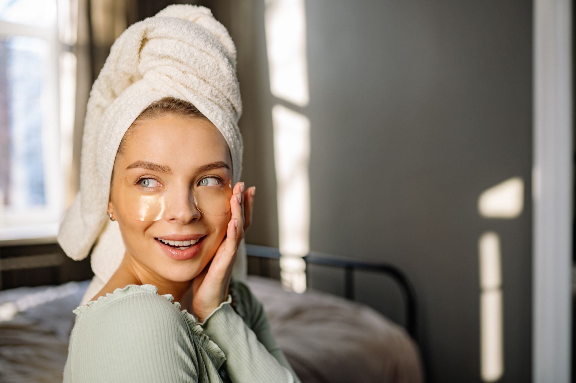 Glow-up facial by Sofia